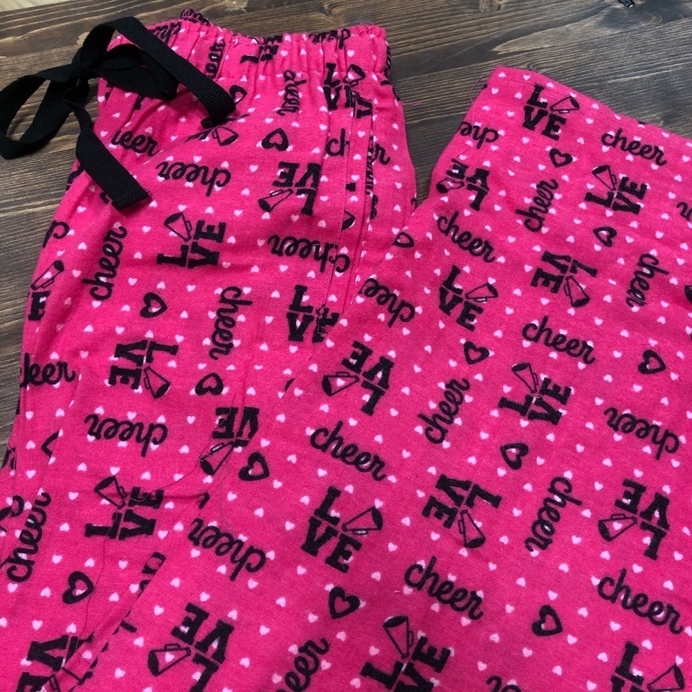 NEW LOVE Cheer Flannel Pants
